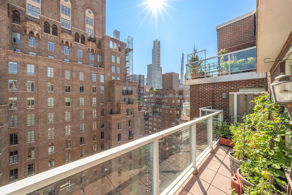 139 East 63rd Street, Unit PHA photo 21