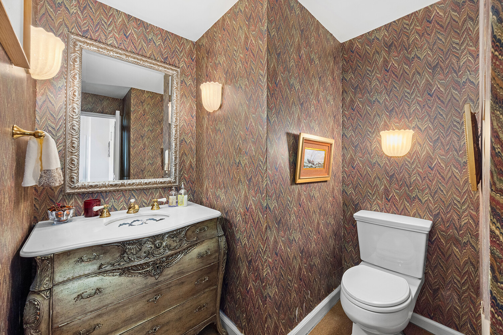139 East 63rd Street, Unit PHA photo 23