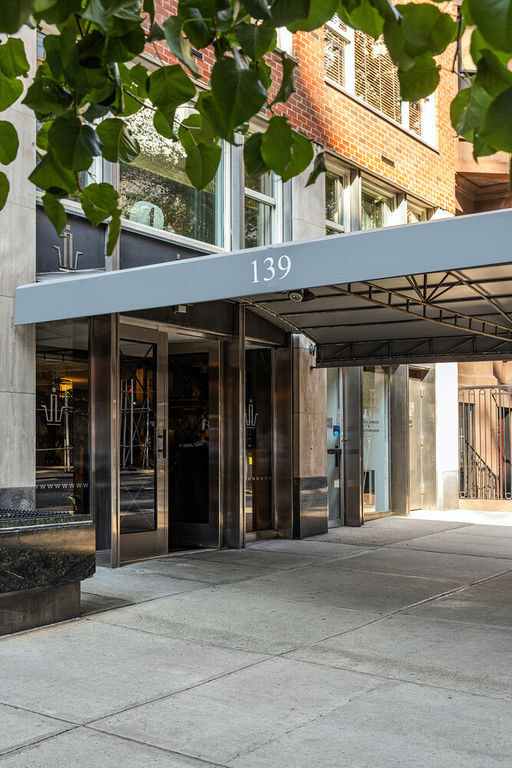139 East 63rd Street, Unit PHA photo 25