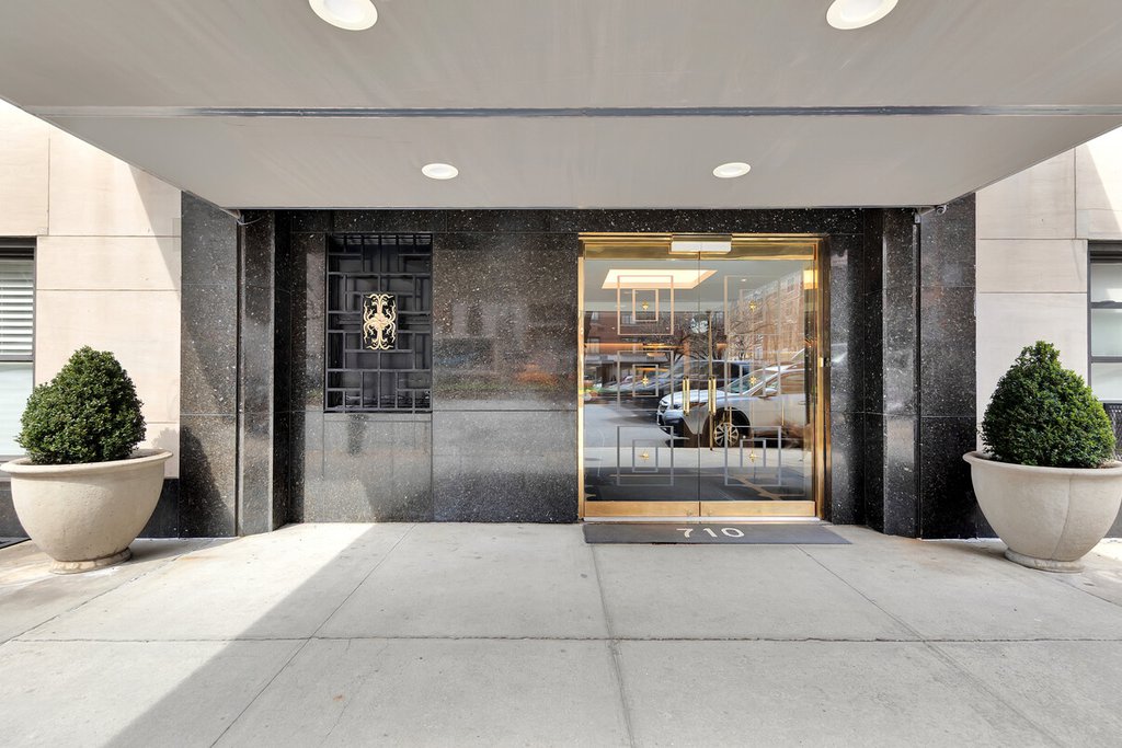 710 Park Avenue, Unit 2A photo 13
