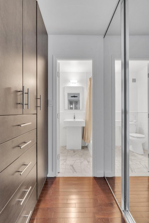 301 East 79th Street, Unit 28K photo 5