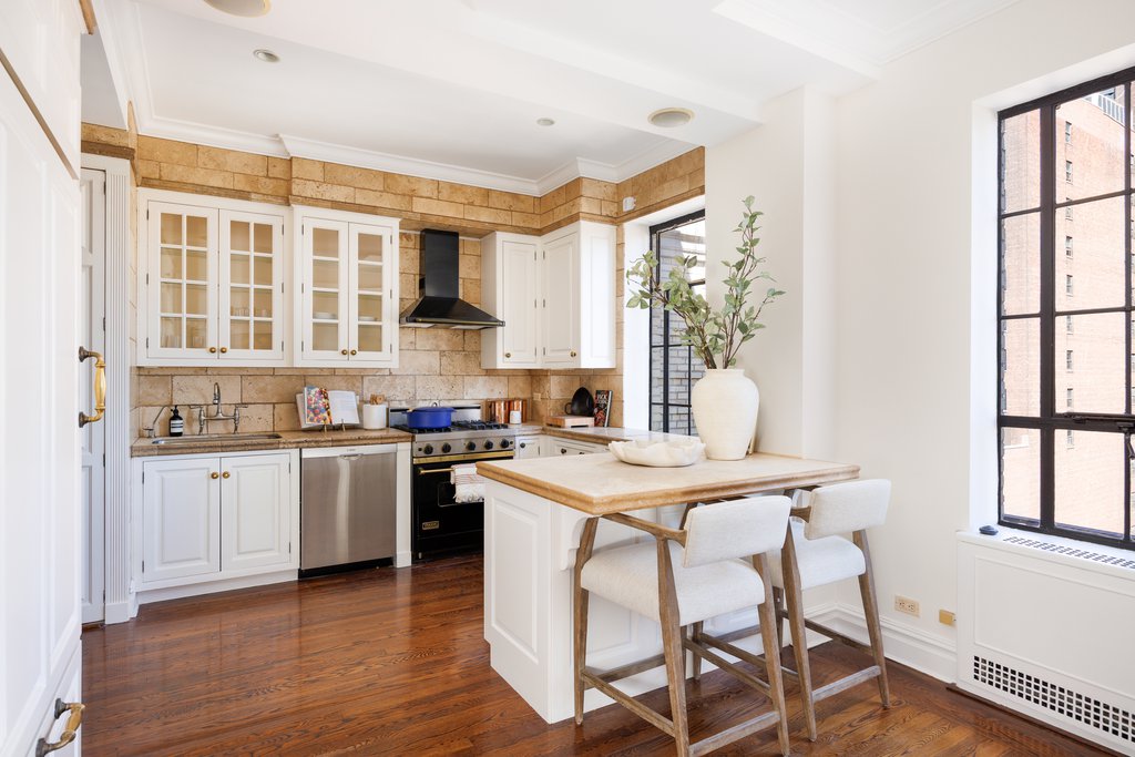 350 West 57th Street, Unit 19C photo 4