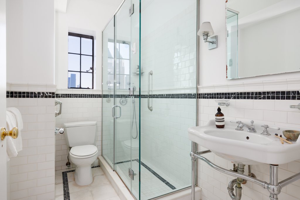 350 West 57th Street, Unit 19C photo 12