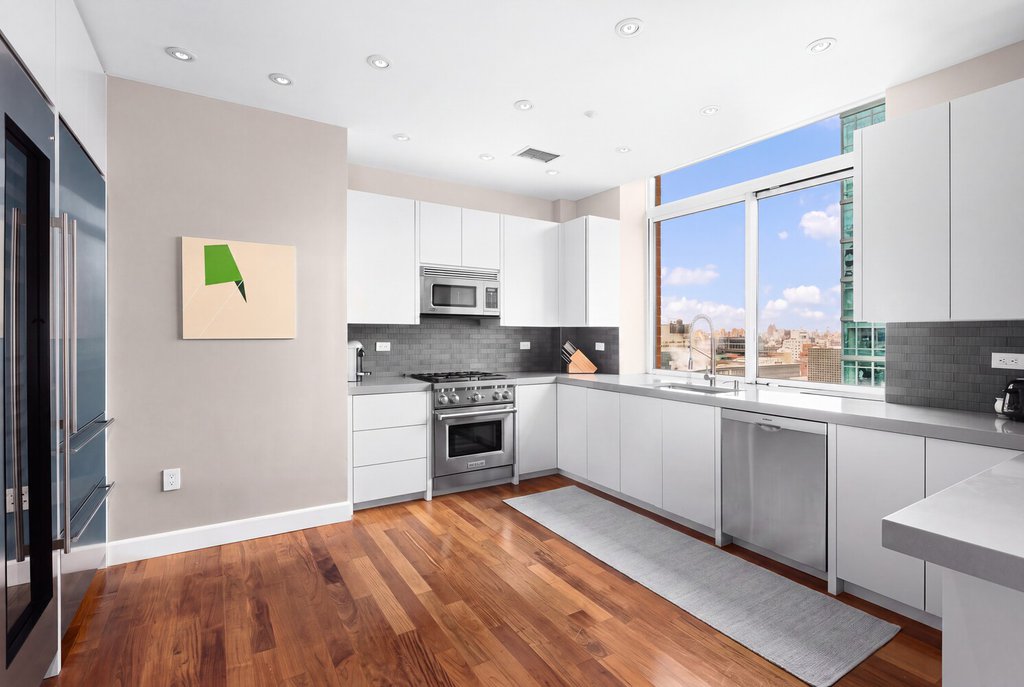 212 East 57th Street, Unit 21A photo 3