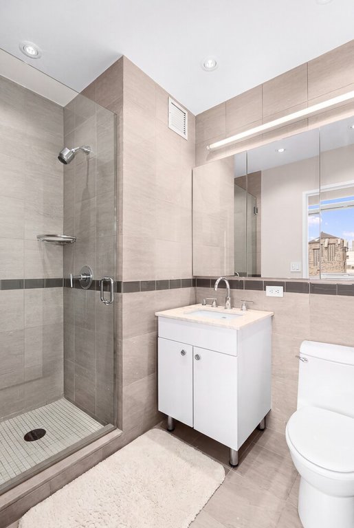 212 East 57th Street, Unit 21A photo 10