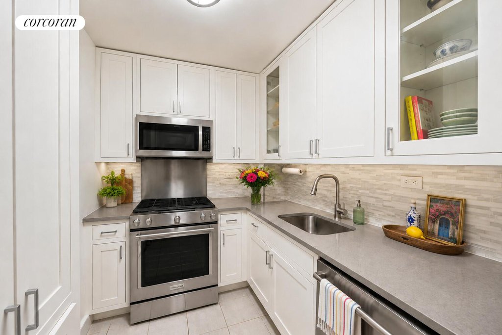 16 West 16th Street, Unit 7RS photo 6