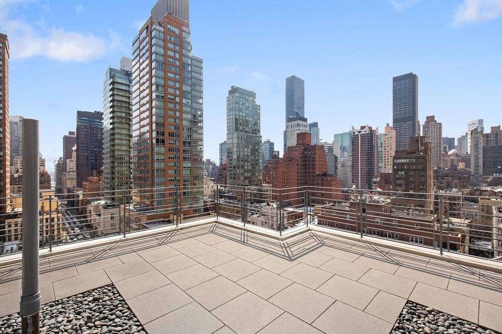 211 East 53rd Street, Unit 9L photo 12