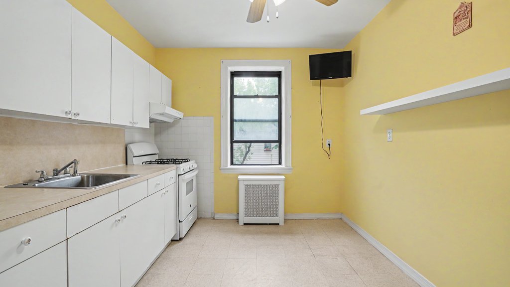 491 Grandview Avenue, Unit 2B