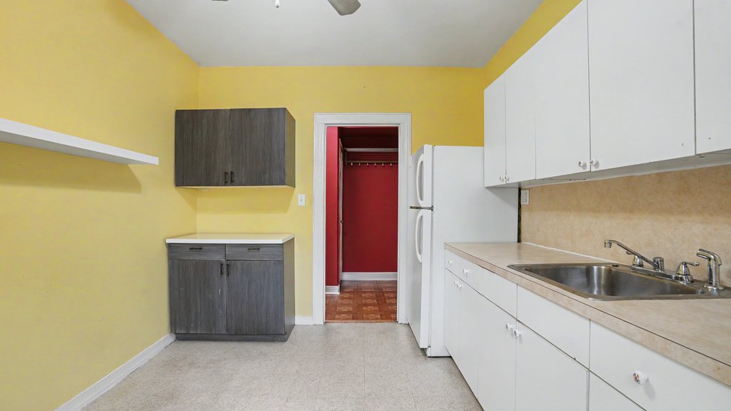 491 Grandview Avenue, Unit 2B photo 4