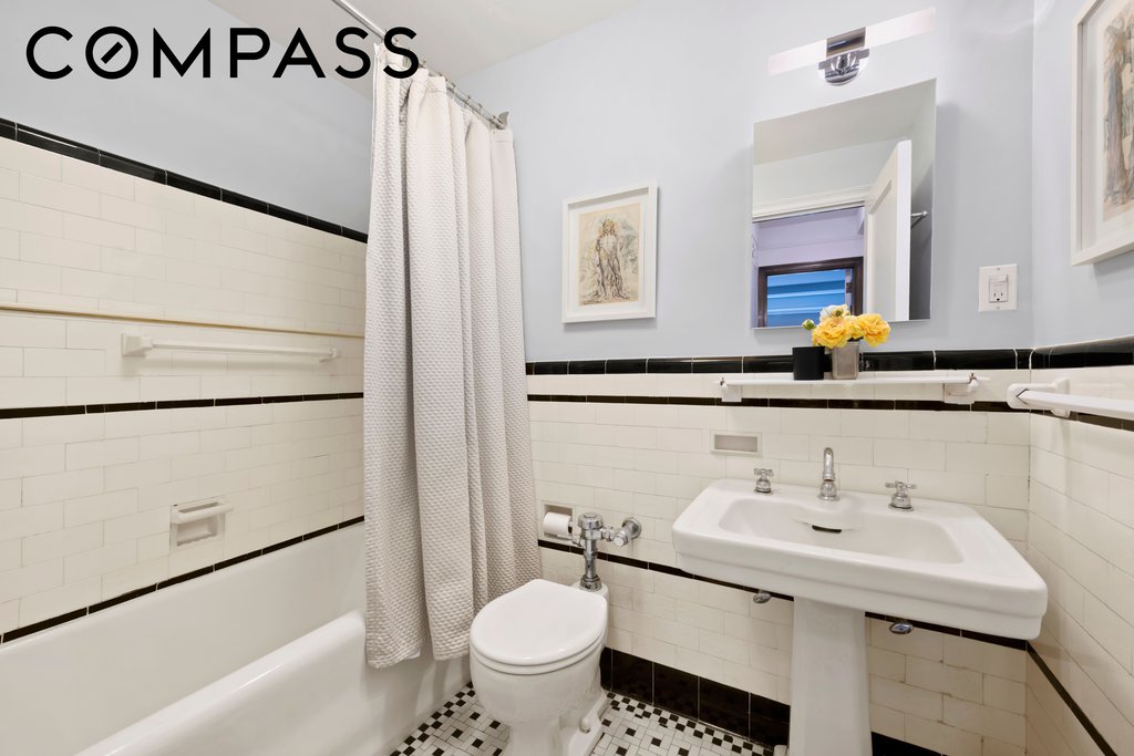 320 Central Park West, Unit 5L photo 10