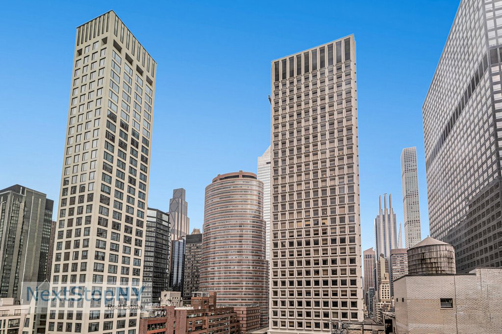 245 East 54th Street, Unit 16C photo 6
