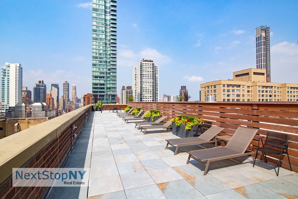 245 East 54th Street, Unit 16C photo 9