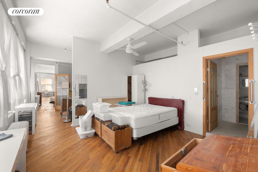 150 West 26th Street, Unit 903 photo 8