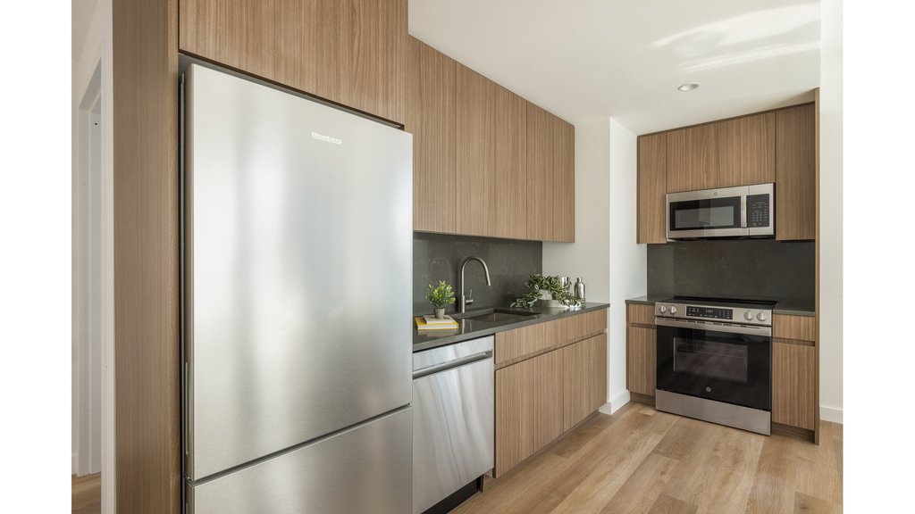 89 Dekalb Avenue, Unit 23E photo 3