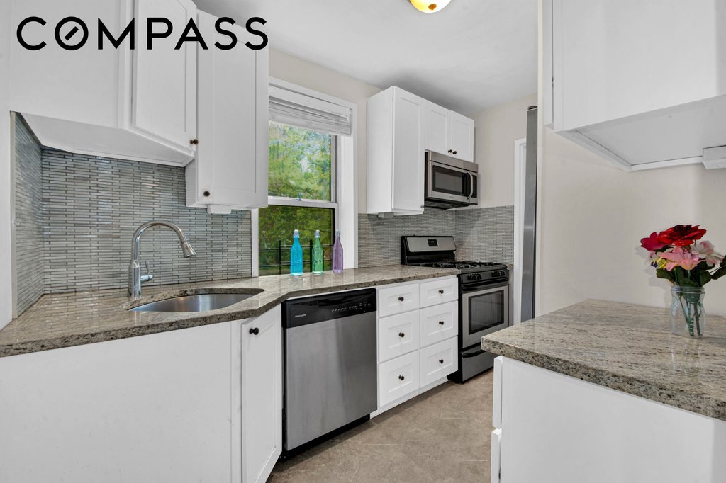 66 Overlook Terrace, Unit 4K photo 8