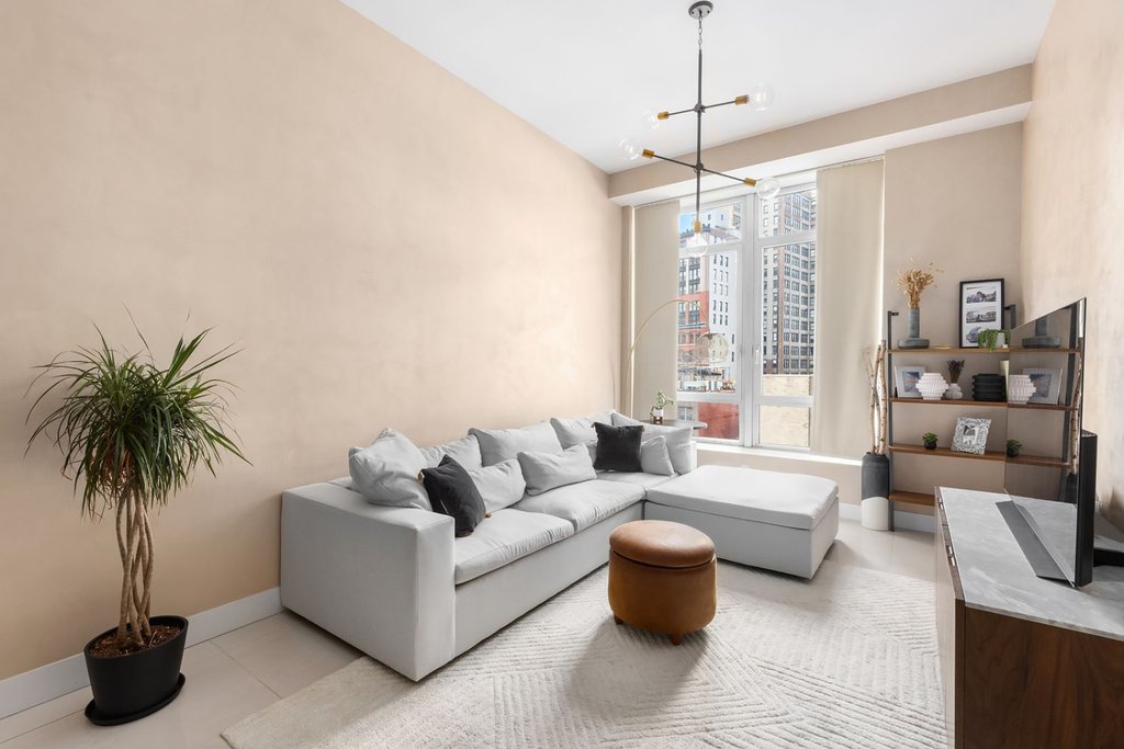 111 Fulton Street, Unit 806