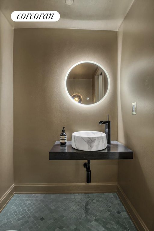 708 Greenwich Street, Unit 4/5F photo 6