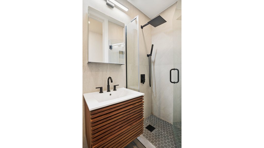 231 Sullivan Street, Unit 2 photo 10