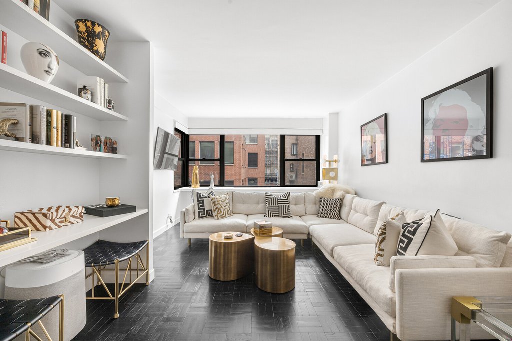 166 East 61st Street, Unit 3B
