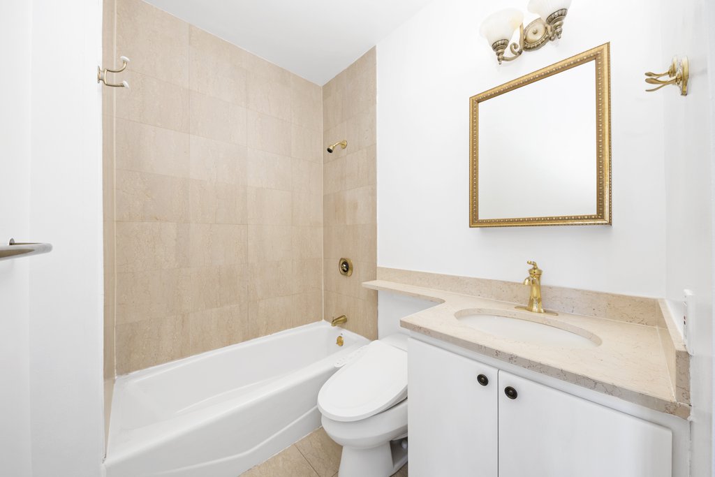 222 Riverside Drive, Unit 7F photo 6