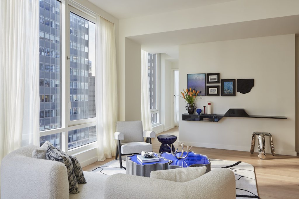 135 East 47th Street, Unit 21D photo 3