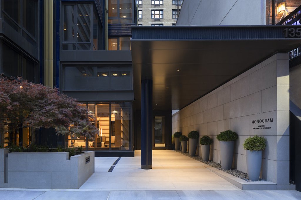 135 East 47th Street, Unit 21D photo 17