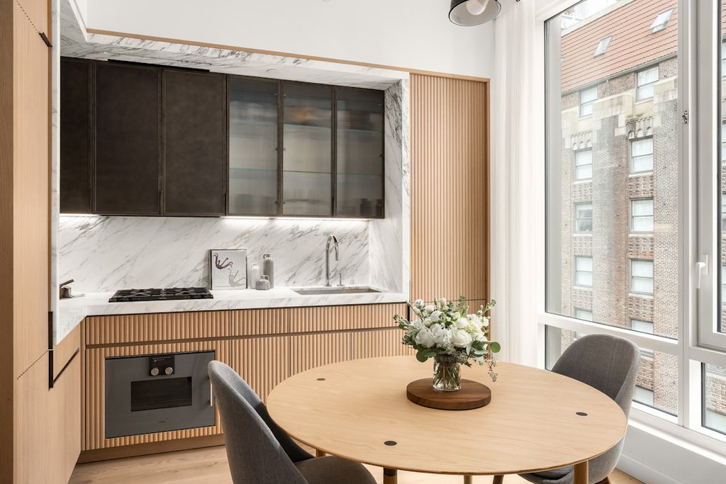 135 East 47th Street, Unit 26E