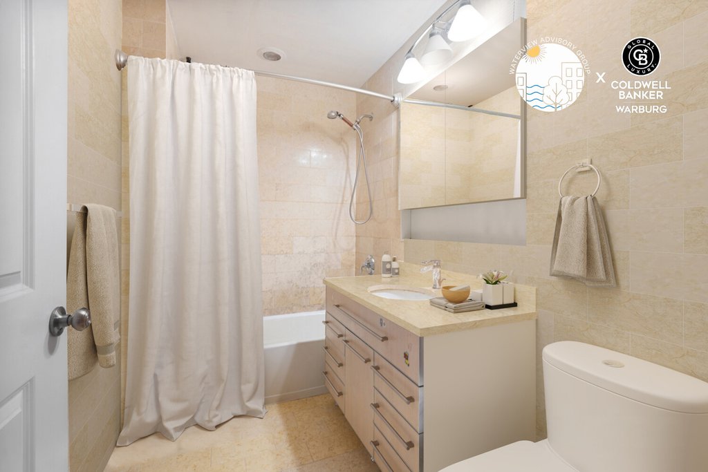 143-20 Hoover Avenue, Unit 505 photo 4