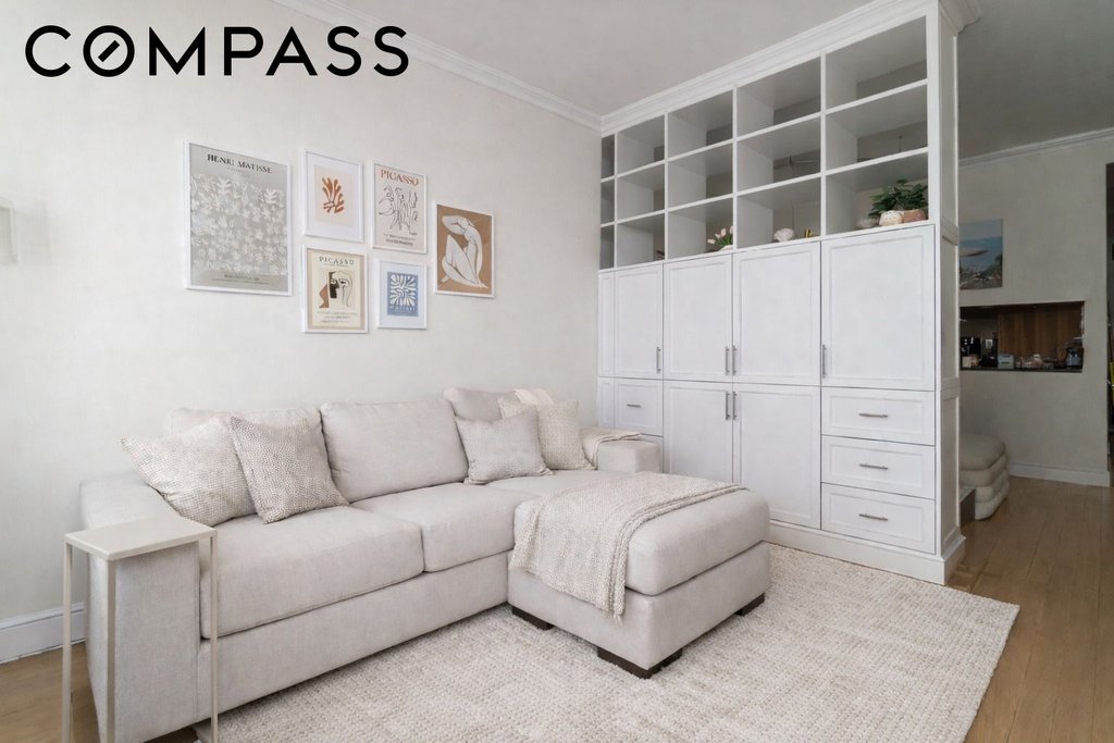 450 East 83rd Street, Unit 5F photo 2