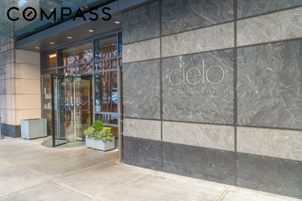 450 East 83rd Street, Unit 5F photo 6