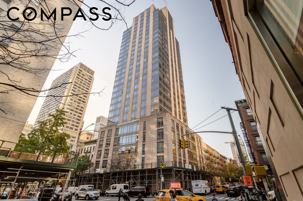 450 East 83rd Street, Unit 5F photo 8