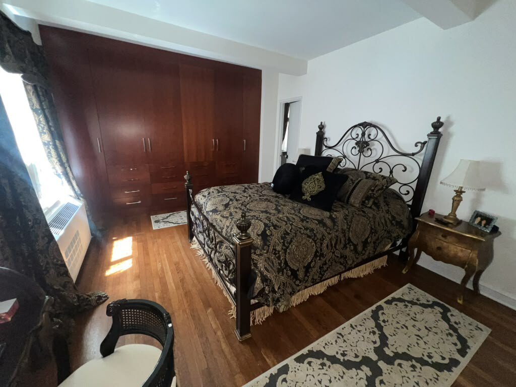 40 Central Park South, Unit 19C photo 5