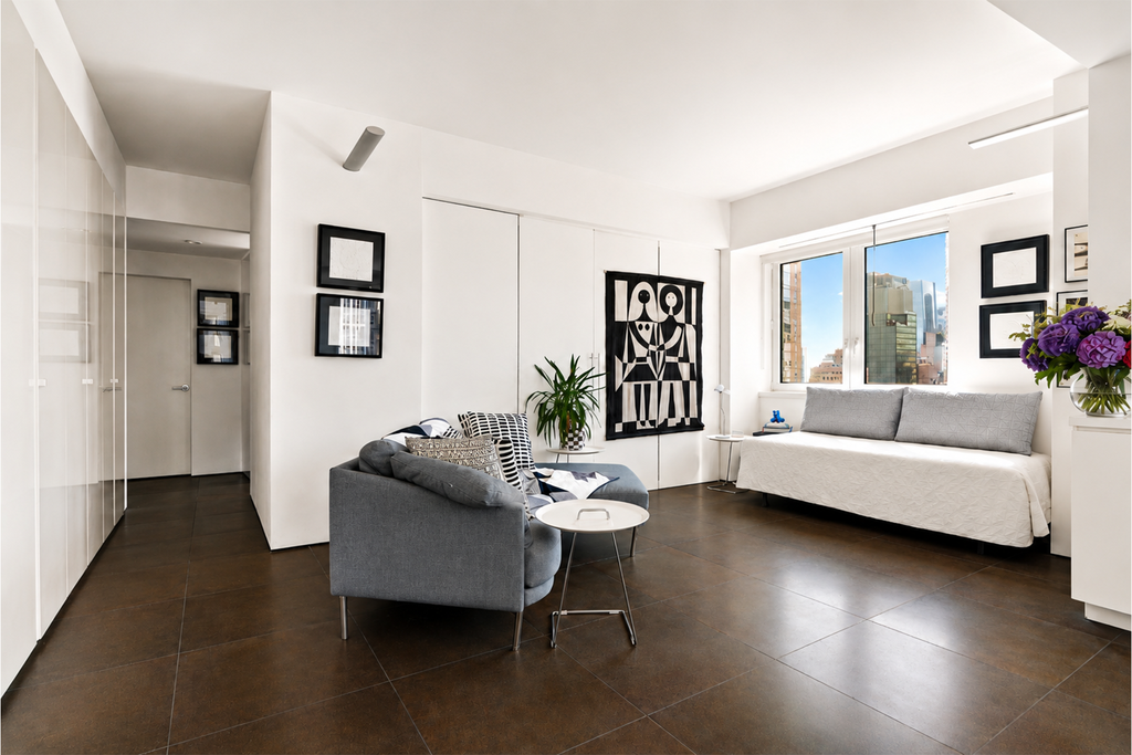 425 Fifth Avenue, Unit 30E photo 3