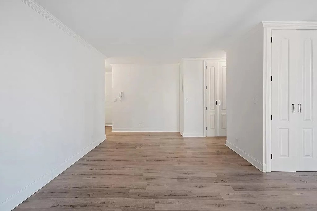 161 West 61st Street, Unit Apt11C photo 7