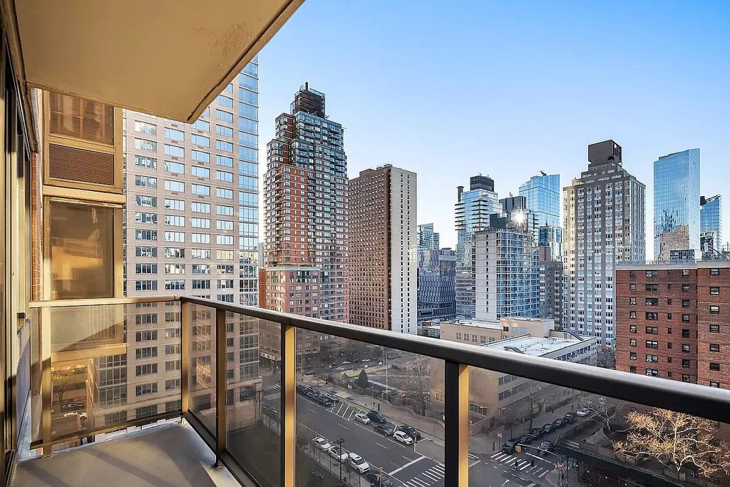 161 West 61st Street, Unit Apt11C photo 8