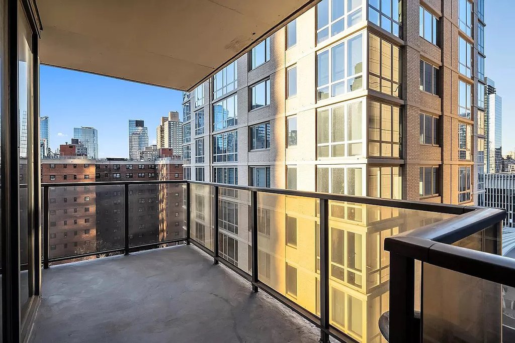 161 West 61st Street, Unit Apt11C photo 11