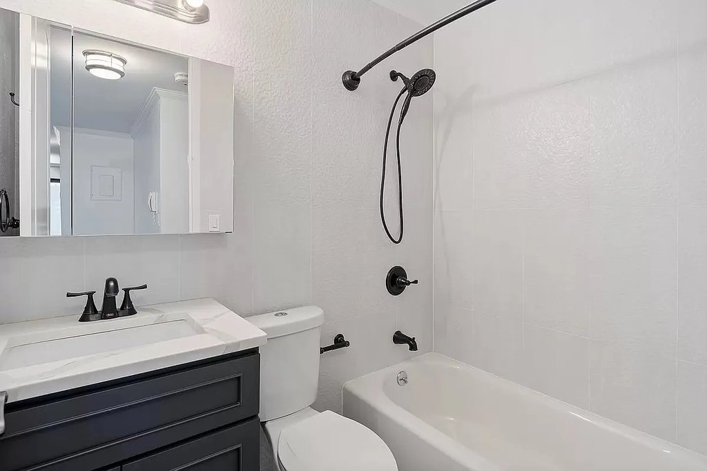 161 West 61st Street, Unit Apt11C photo 13