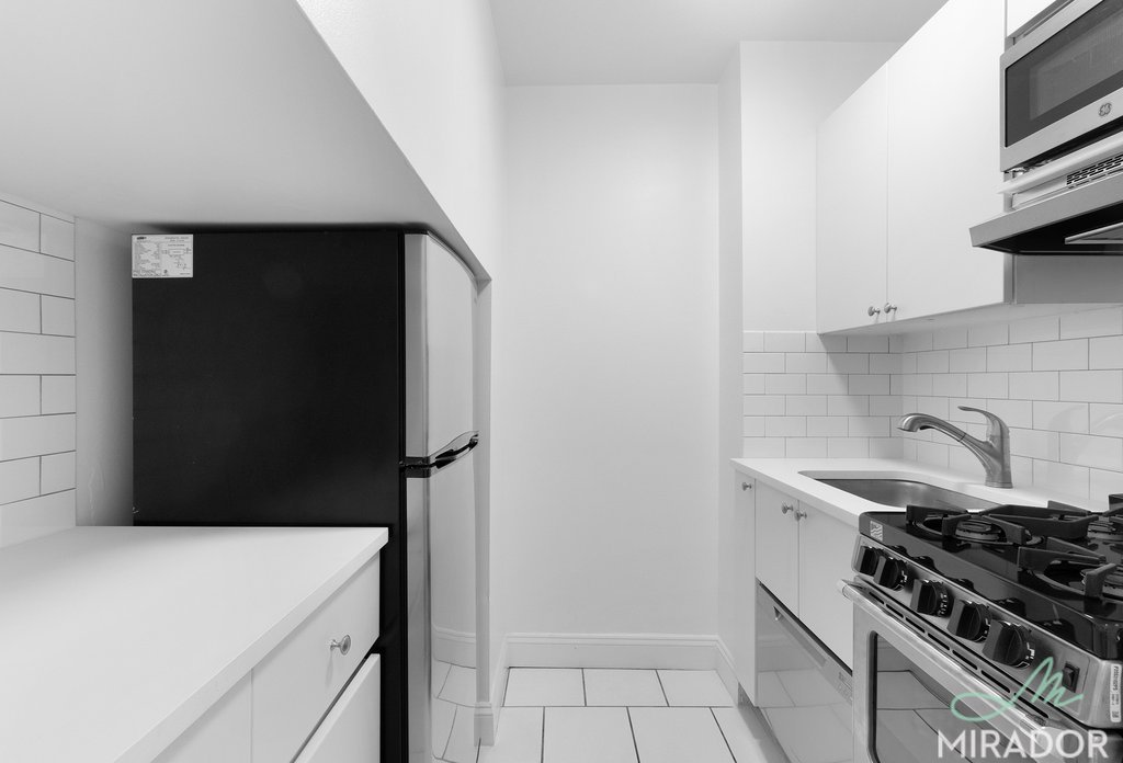 43 West 16th Street, Unit 2G photo 8