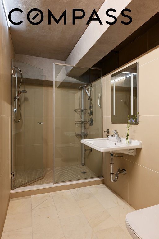 529 West 42nd Street, Unit 1A photo 13