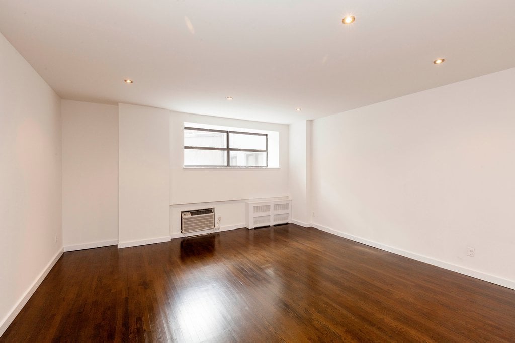 27 West 16th Street, Unit 2C