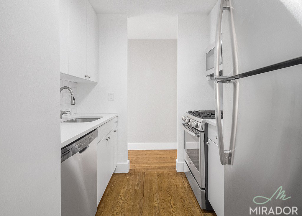 330 East 39th Street, Unit 25M photo 5