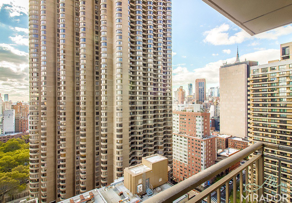 330 East 39th Street, Unit 25M photo 10