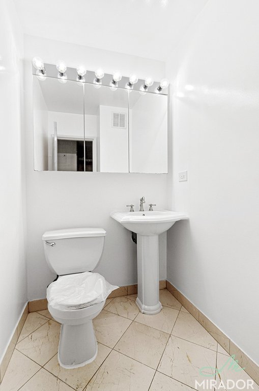 330 East 39th Street, Unit 37C photo 11