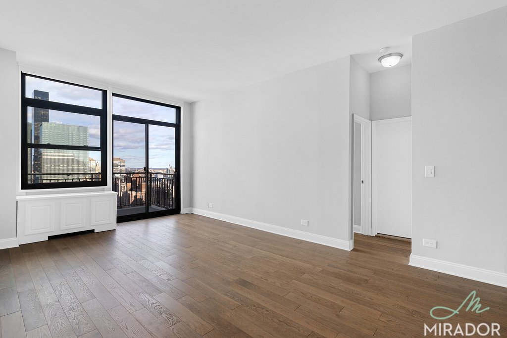 330 East 39th Street, Unit 37D