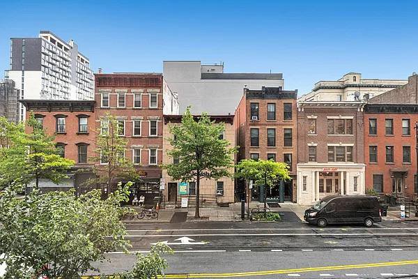 550 Vanderbilt Avenue, Unit 210 photo 2
