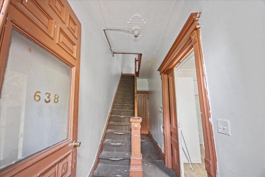 638 Halsey Street – For Sale photo 4