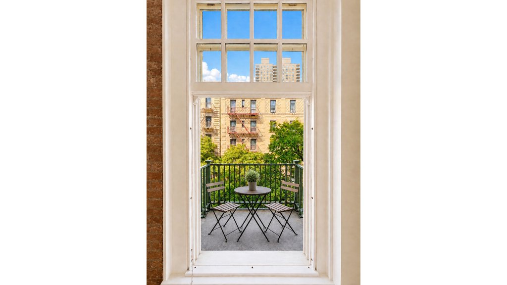 516 East 78th Street, Unit 4D