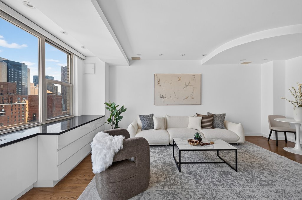 155 East 34th Street, Unit 20K photo 4