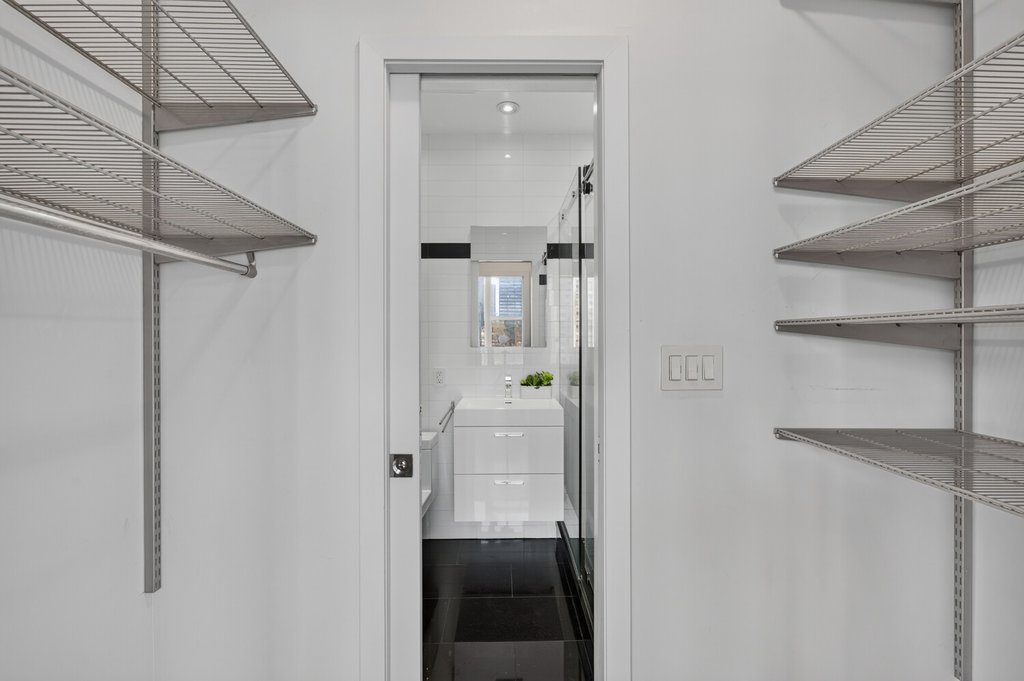 155 East 34th Street, Unit 20K photo 13