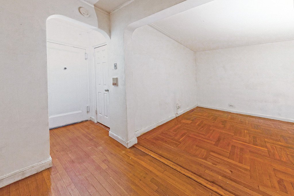3017 Riverdale Avenue, Unit 2H photo 2